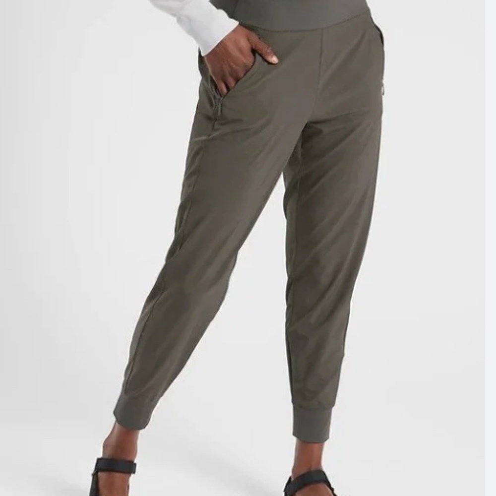 Athleta Soho Jogger, Black Olive, sz 4P